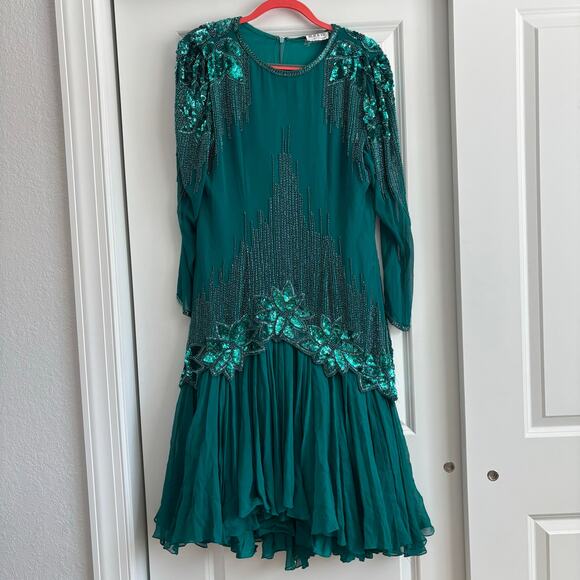 Vintage Black Tie He-Ro Emerald Green Sequined Beaded Silk Dress Evening 8 - Picture 1 of 16